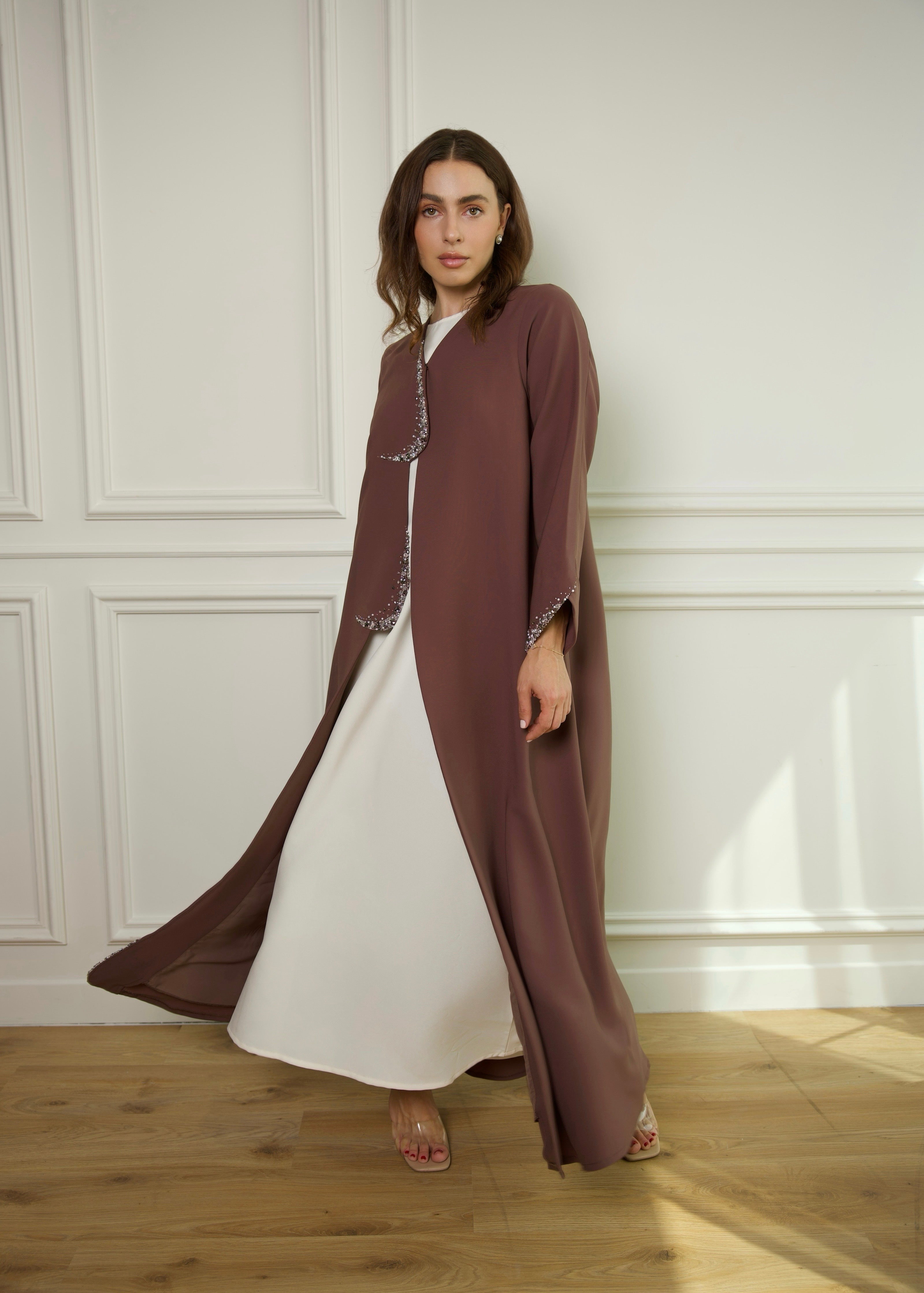 Curved Beading – Cocoa